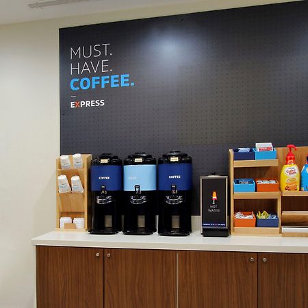 Holiday Inn Express & Suites Houston South - Near Pearland By Ihg Esterno foto