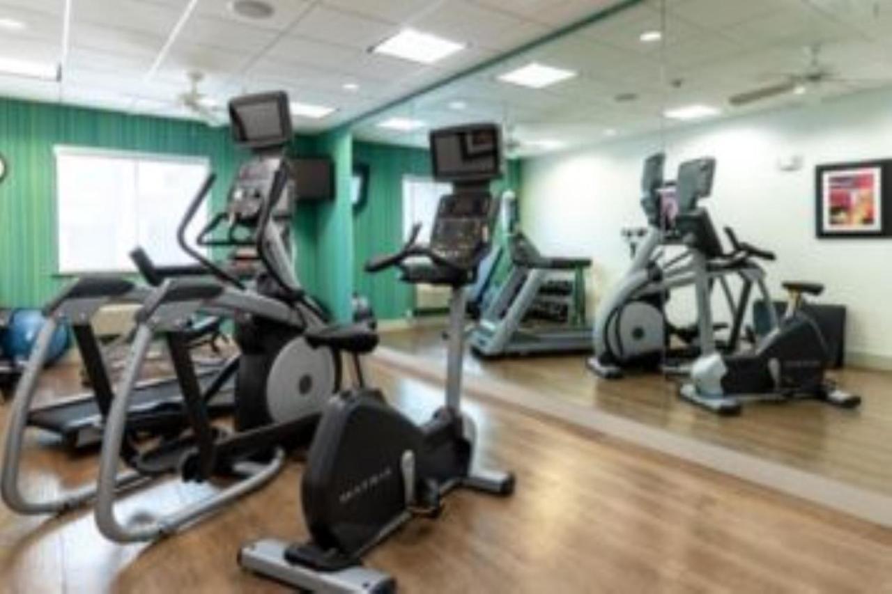 Holiday Inn Express & Suites Houston South - Near Pearland By Ihg Esterno foto