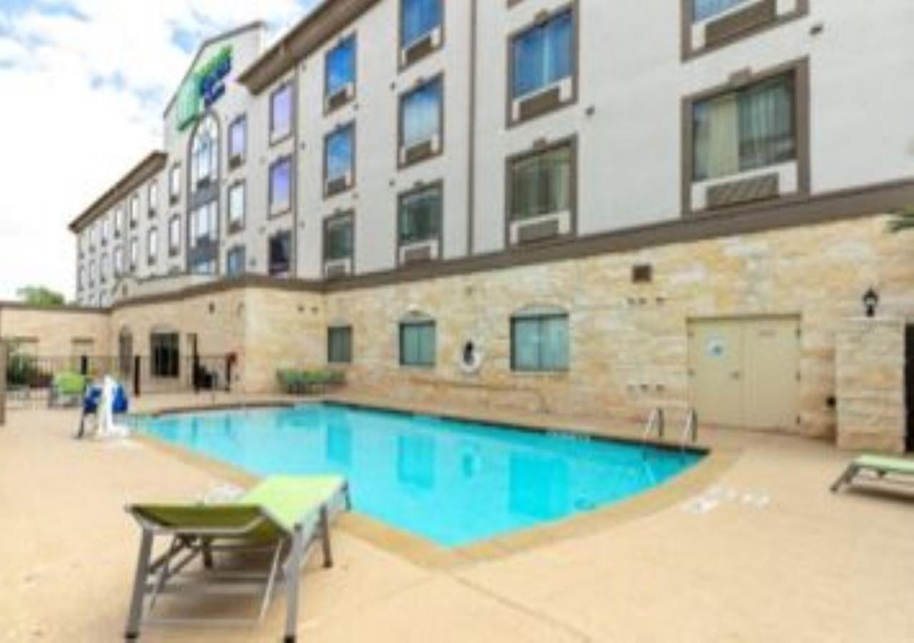 Holiday Inn Express & Suites Houston South - Near Pearland By Ihg Esterno foto