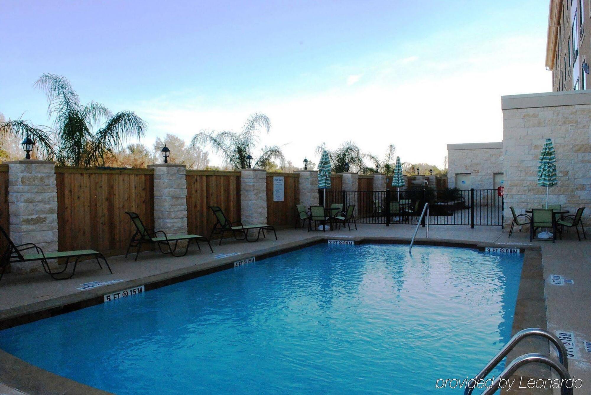 Holiday Inn Express & Suites Houston South - Near Pearland By Ihg Esterno foto